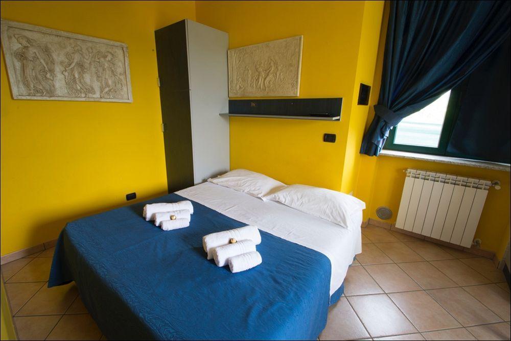 Hotel Motel Residence S Front Bagian luar foto